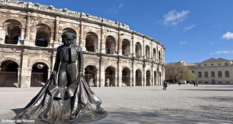 Insolite Studio -La Tour Des Templiers- Montfrin Exterior foto